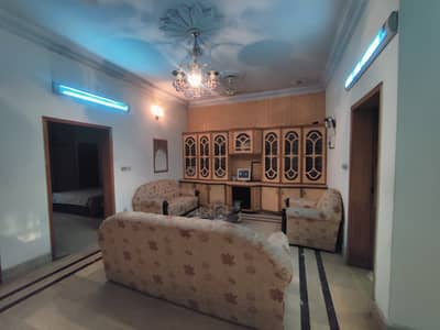 10 Marla Upper Portion In Gulshan Block