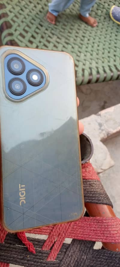 good condition no open repair 4gb 64 gb