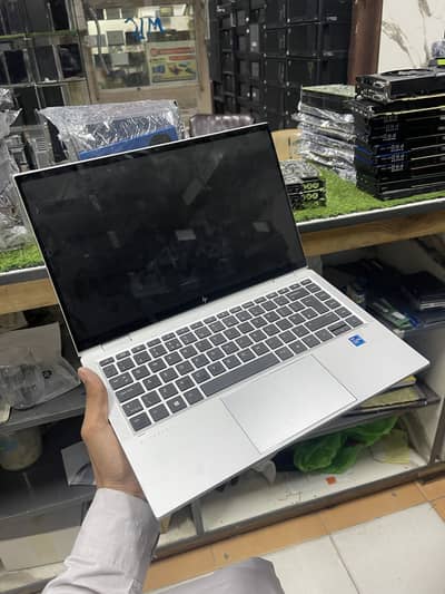 HP Elitebook 1040 G8