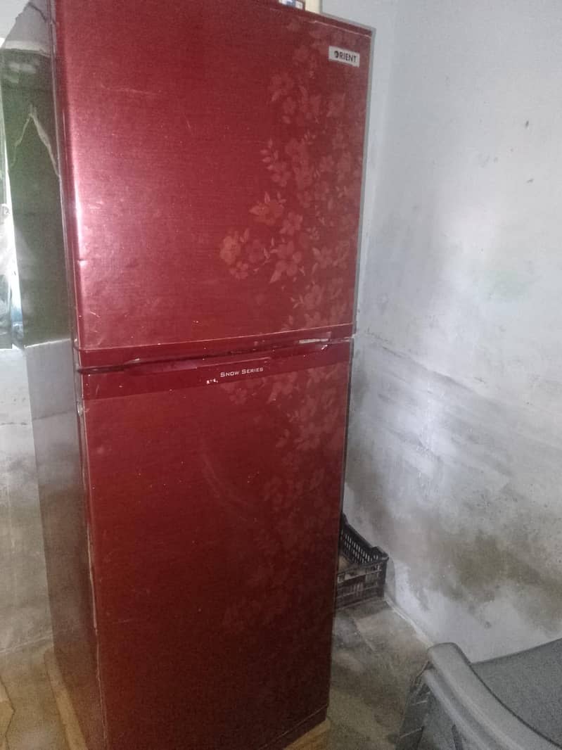 Refrigerator 0