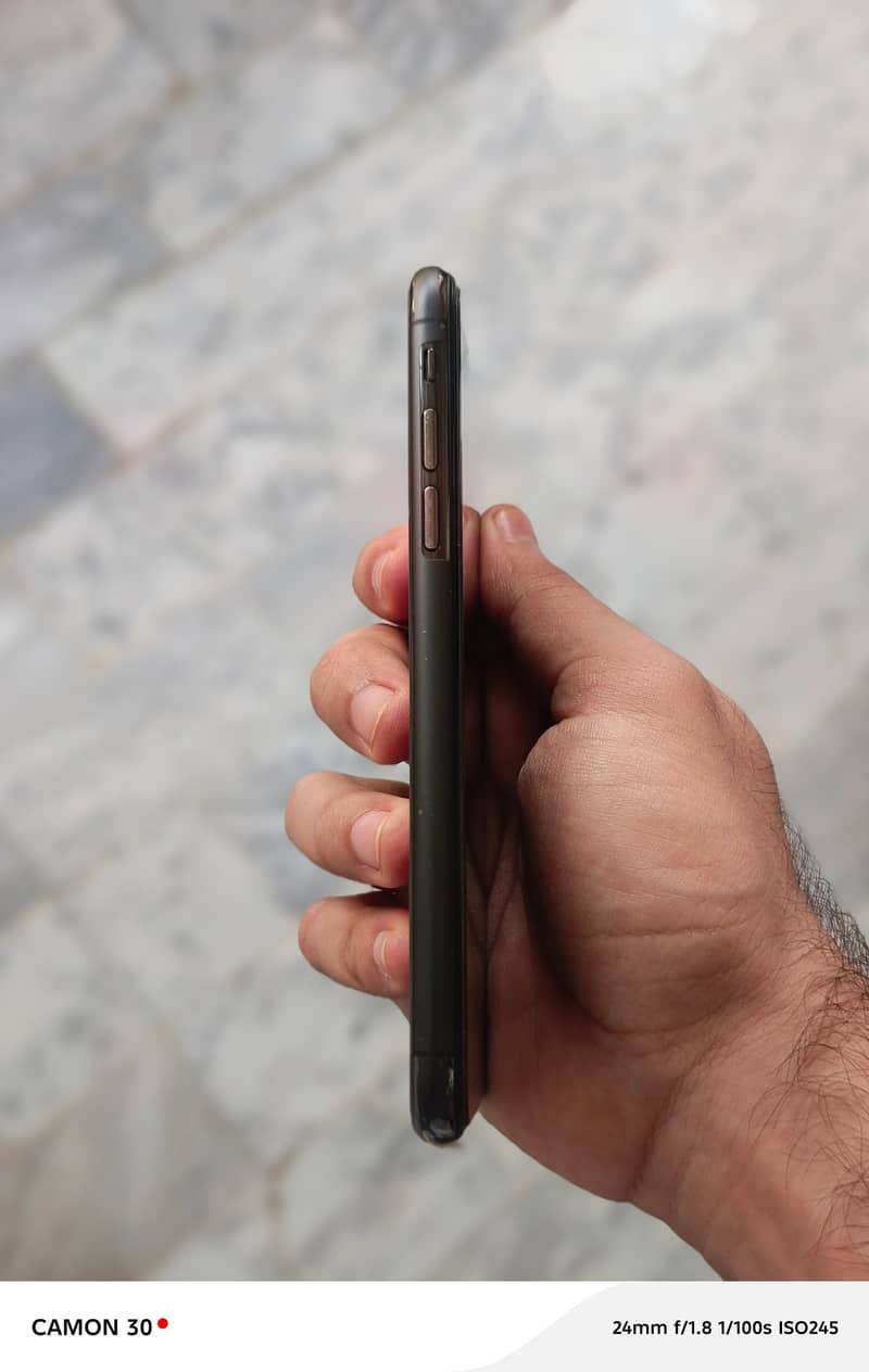 Apple iPhone XS 9