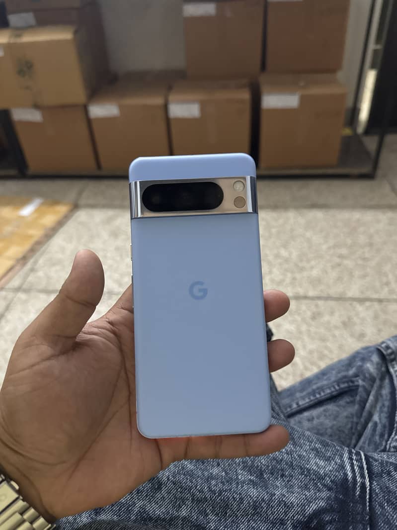 Google Pixel 8 Pro 4