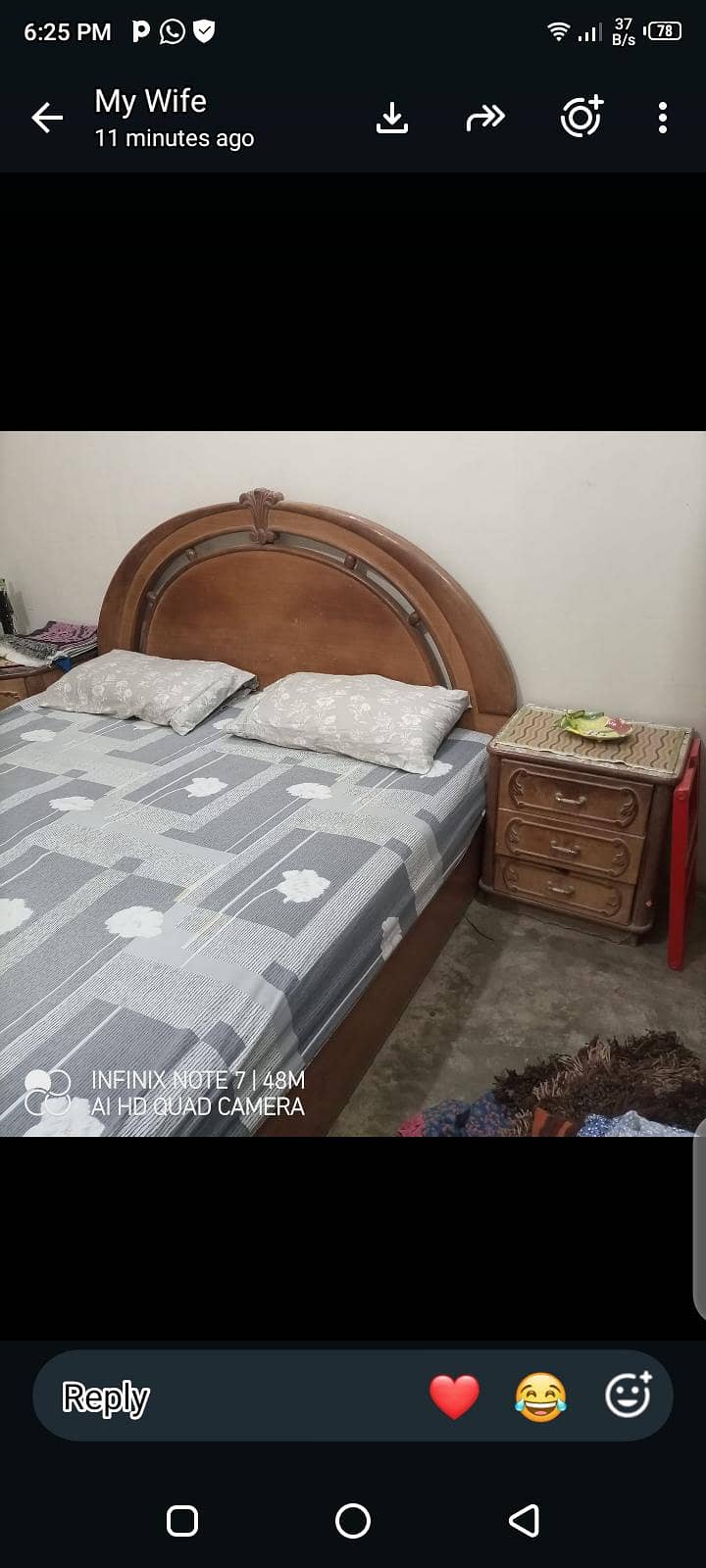 BED SET AND DRESSING TABLE 2