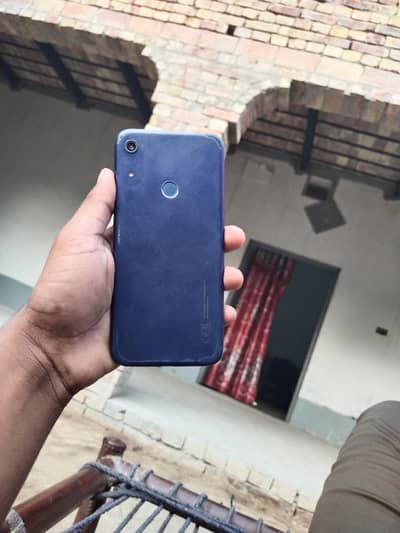 Huawei Y6