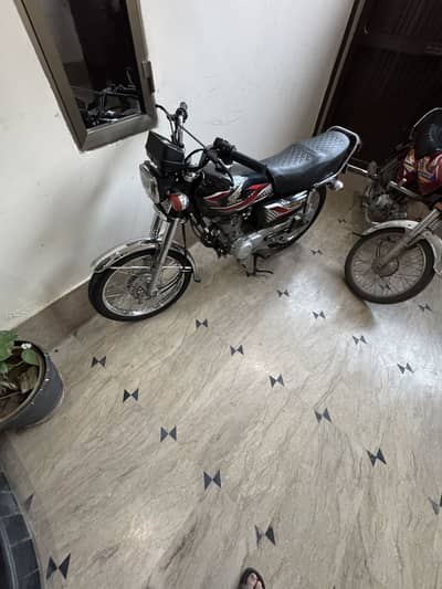 Honda CG 125 2024