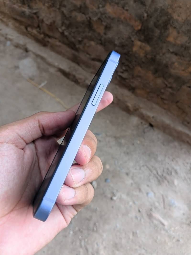 iPhone 12 mini 3