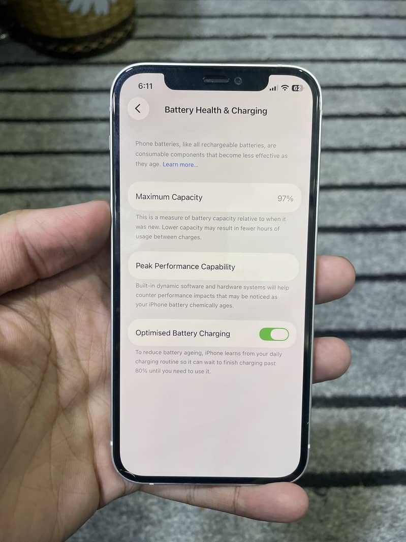 Apple iPhone 12 5