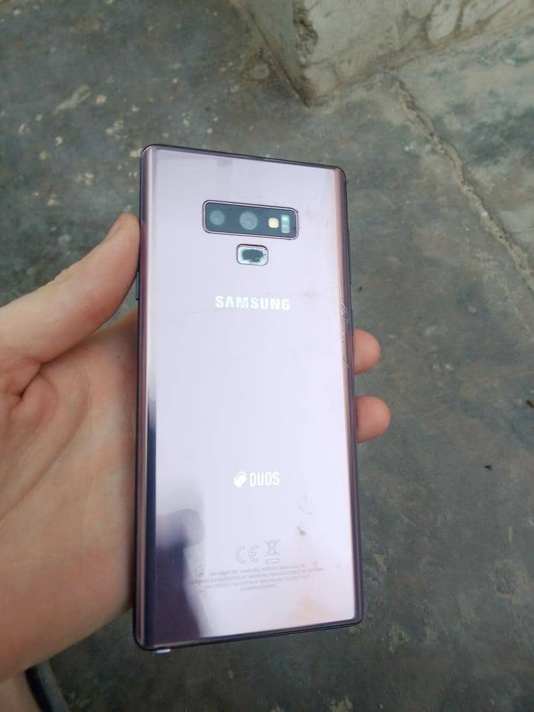 Samsung  galaxy note 9 1