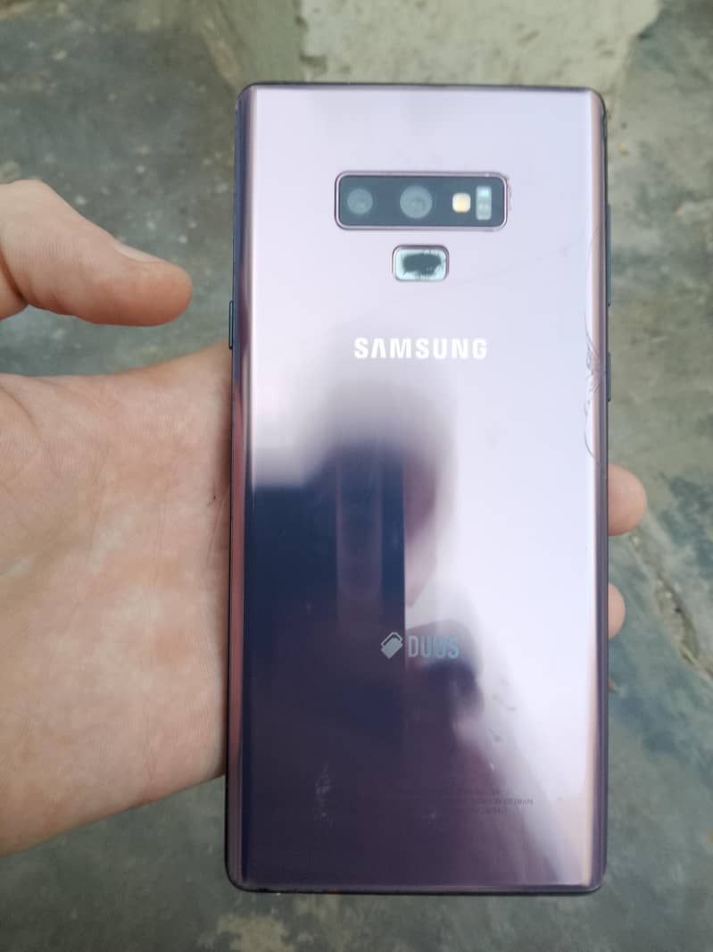 Samsung  galaxy note 9 5