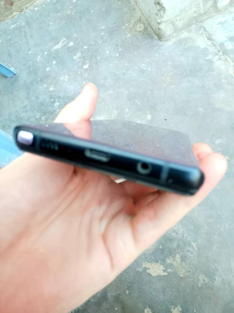 Samsung  galaxy note 9 7
