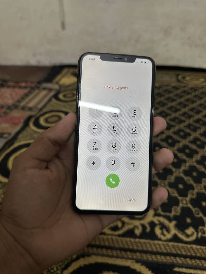 Apple iPhone 11 Pro Max 1