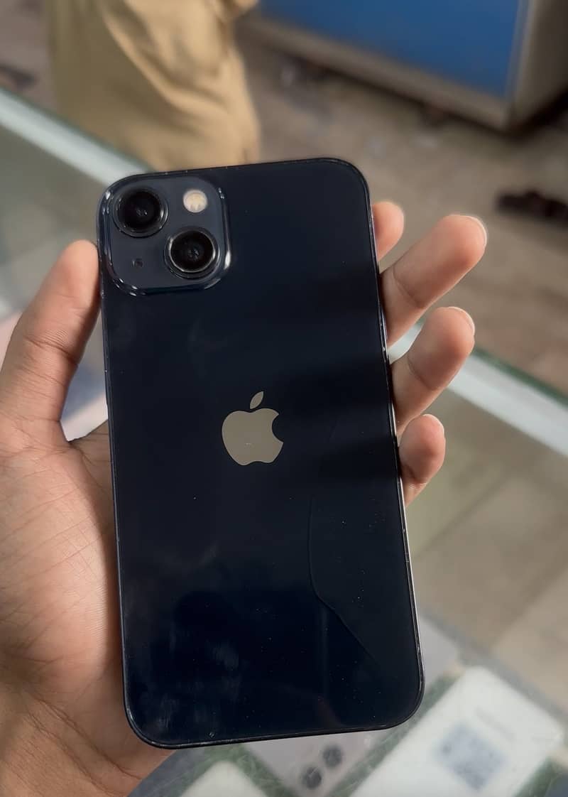 iPhone 13 0