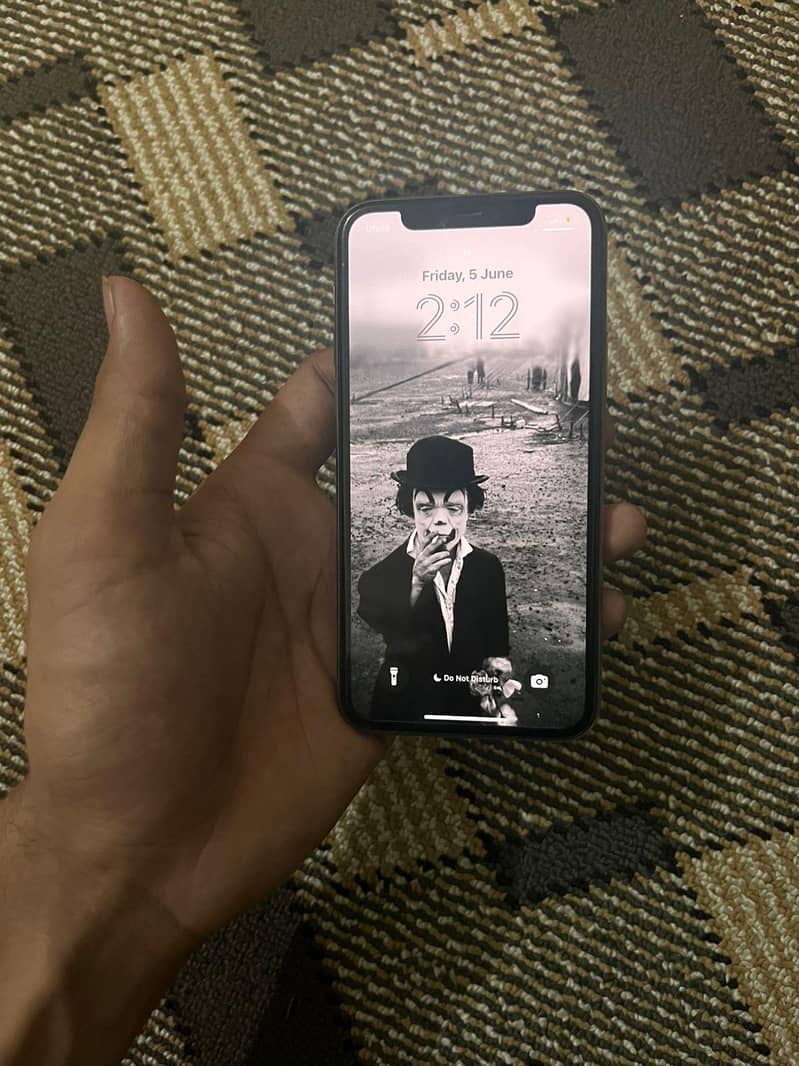 Apple iPhone 11 Pro 1