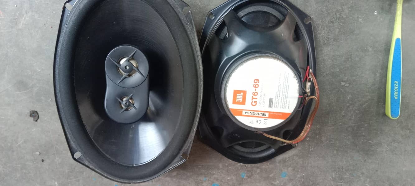 JBL speaker 7