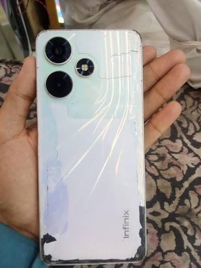 Infinix Hot 30