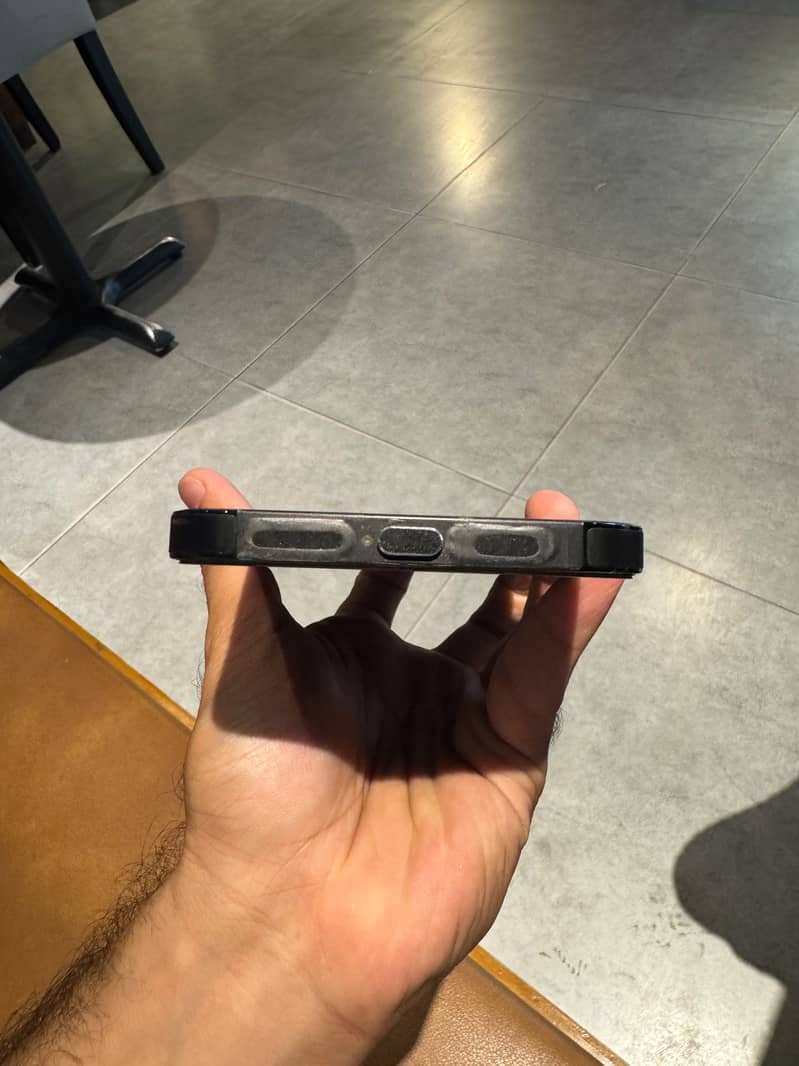 Apple iPhone 14 Pro Max 3