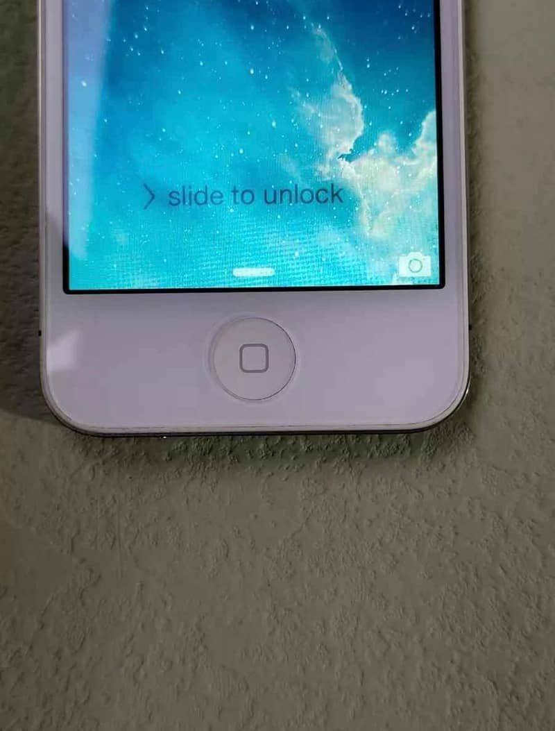 Apple iPhone 4s 4