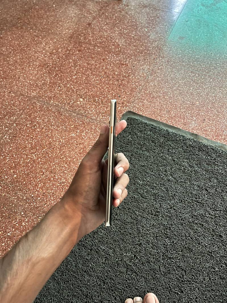 Tecno CAMON 40 Pro 5