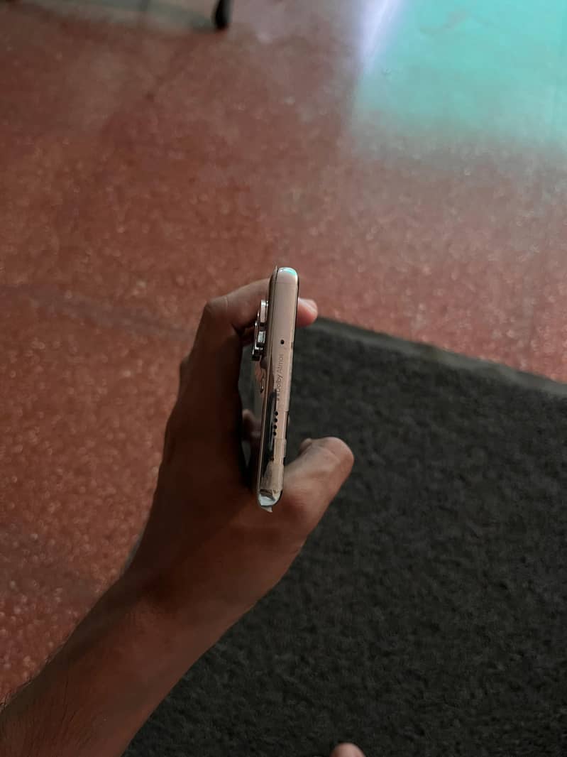 Tecno CAMON 40 Pro 7