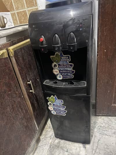 Orient water dispenser