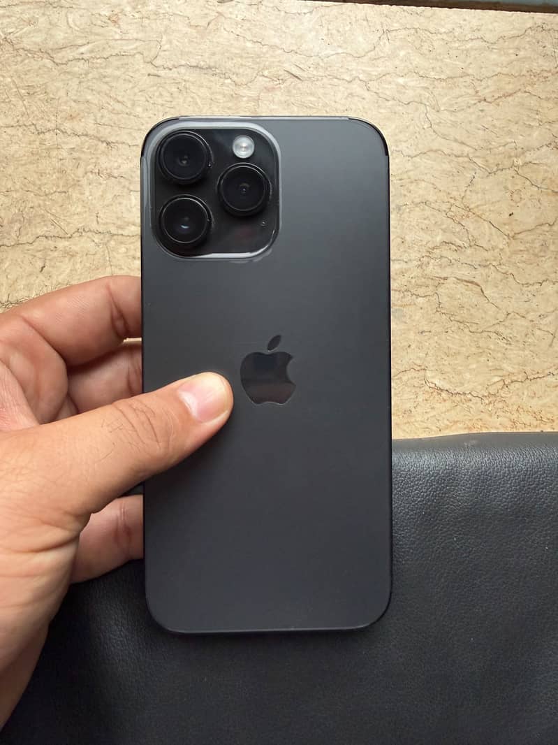 Apple iPhone 14 Pro Max 3