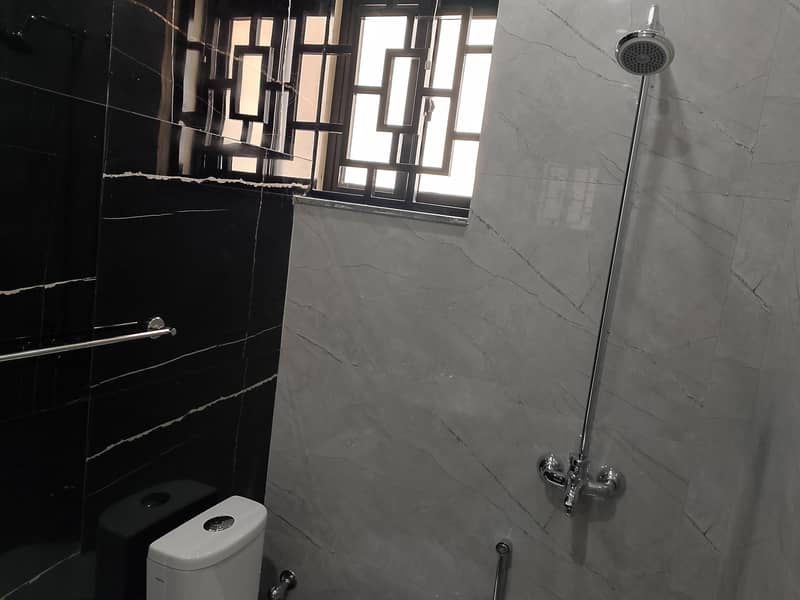 Lower Portion For Rent 4