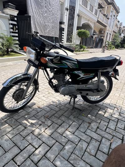 Honda one two five