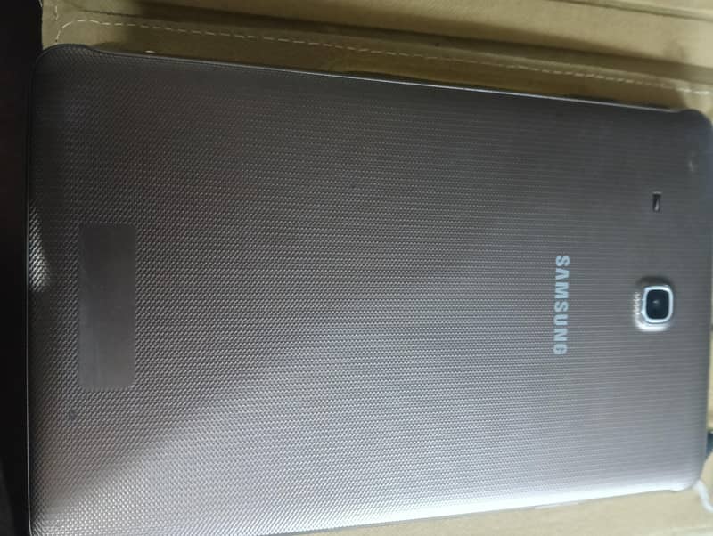 SAMSUNG' TAB E 4