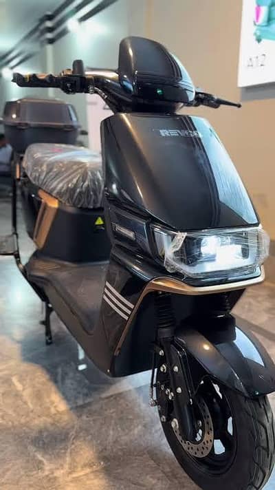 Revoo a12