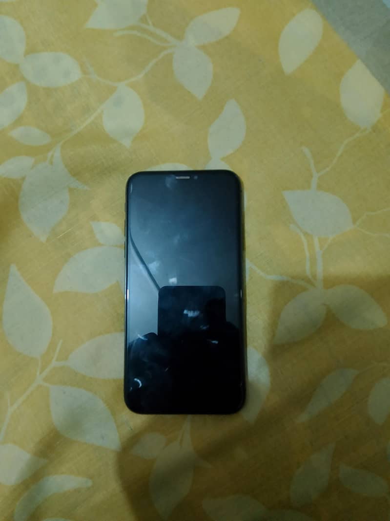 Apple iPhone XS 0