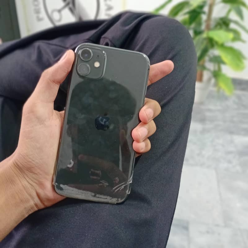 Apple iPhone 11 1