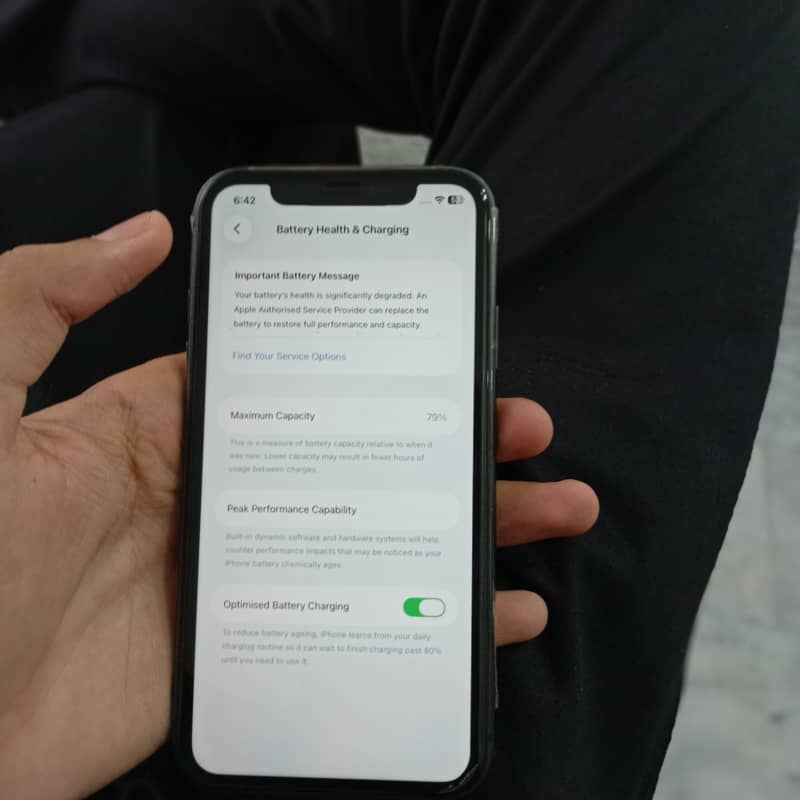 Apple iPhone 11 6