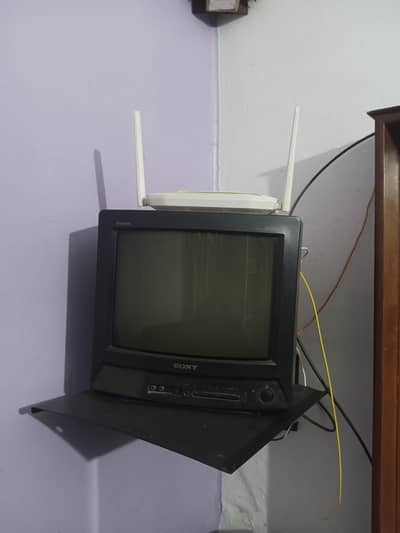 OLD TV FOR SALE
