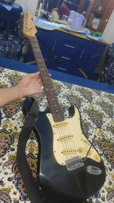 Stratocaster-style electric guitar