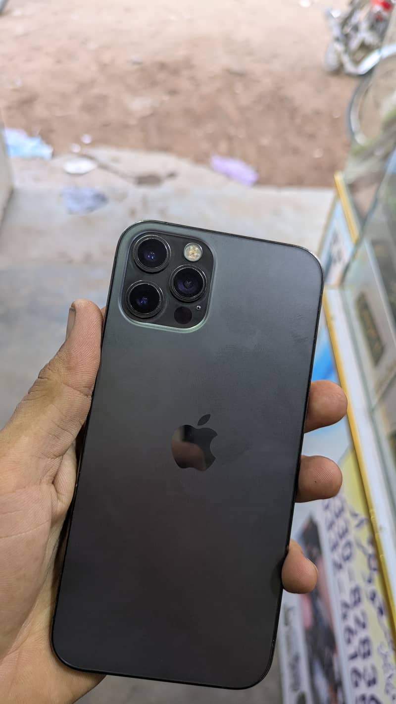 Apple iPhone 12 Pro 0