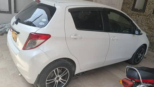 Toyota Vitz 13/2017
