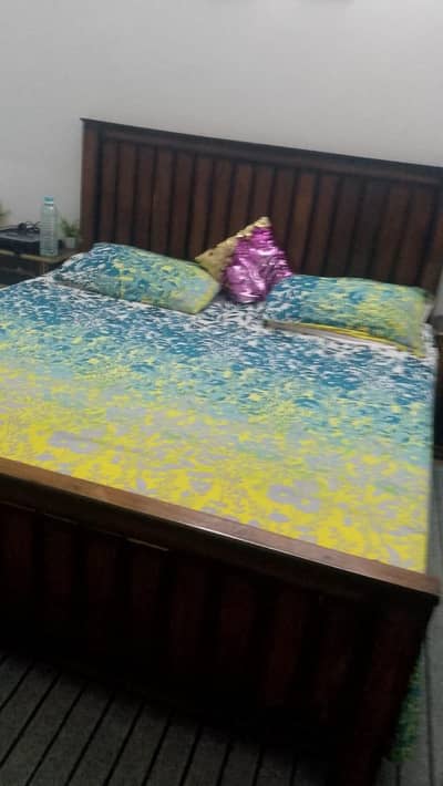 Large size bed