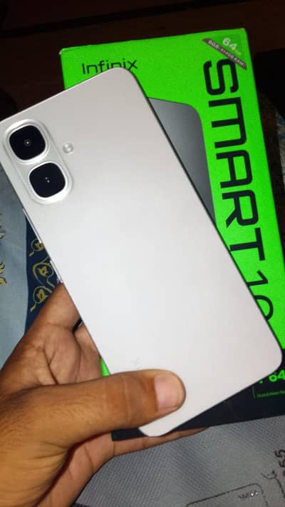 Infinix Smart 10. For sale new fresh conditions, 03367788857