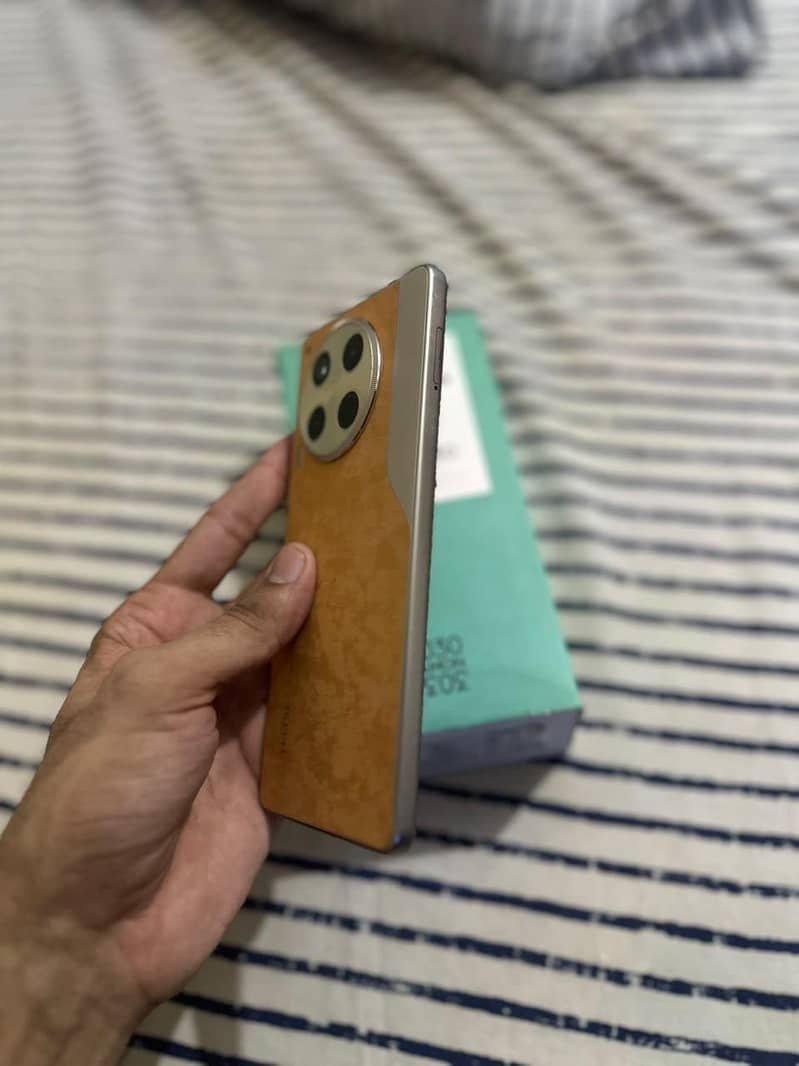 Tecno CAMON 30 16/256 3