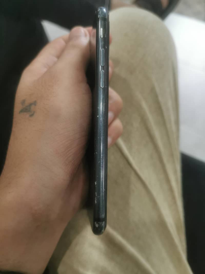 Apple iPhone 7 2