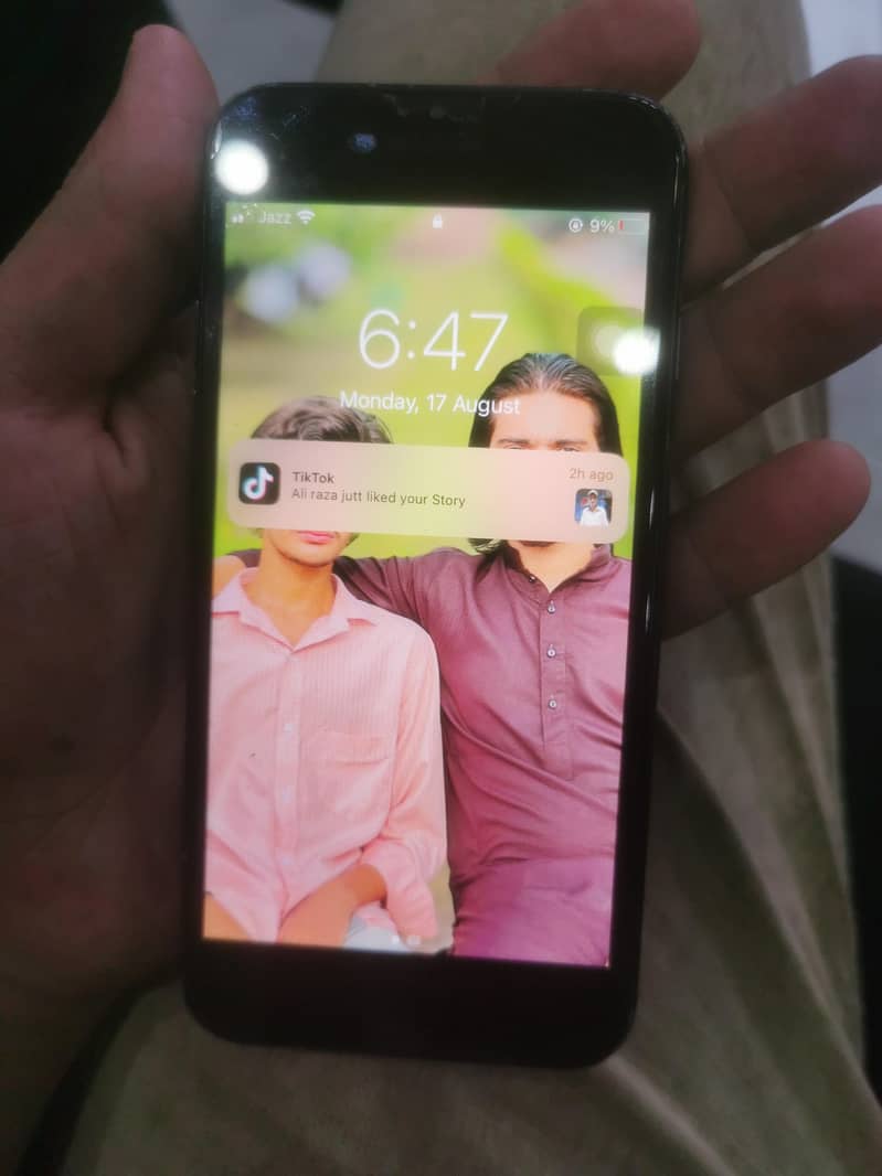 Apple iPhone 7 4