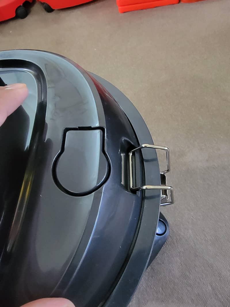 Vacuum Cleaner 30Ltr 2