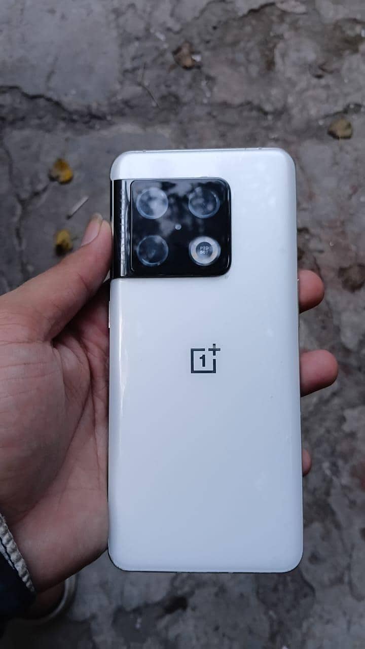 One Plus 10 Pro 0