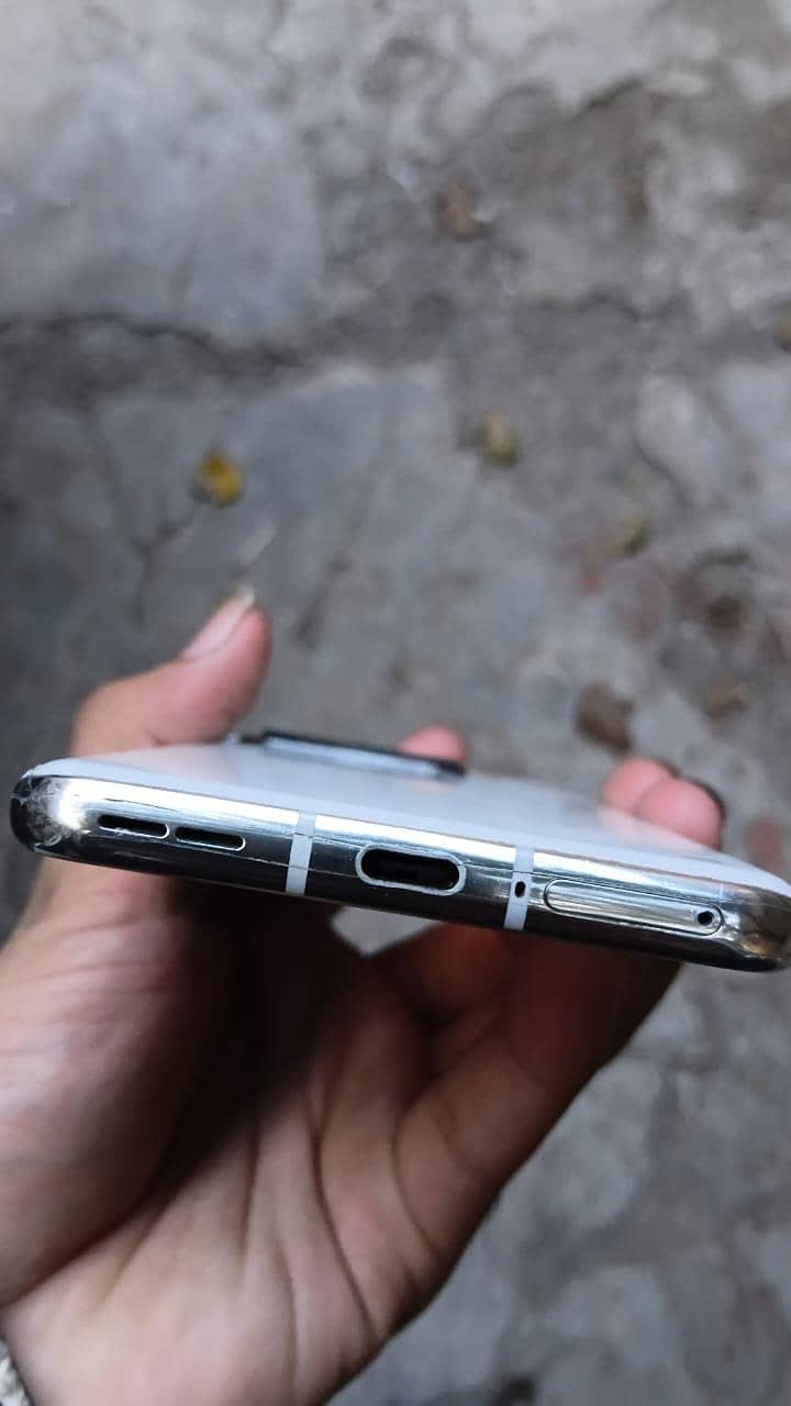 One Plus 10 Pro 3