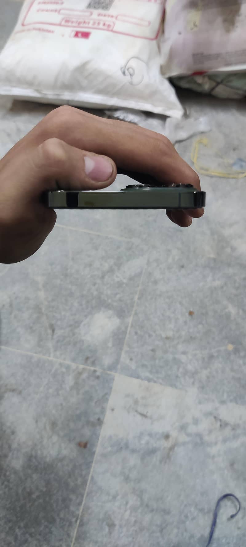Apple iPhone 13 Pro Max 3