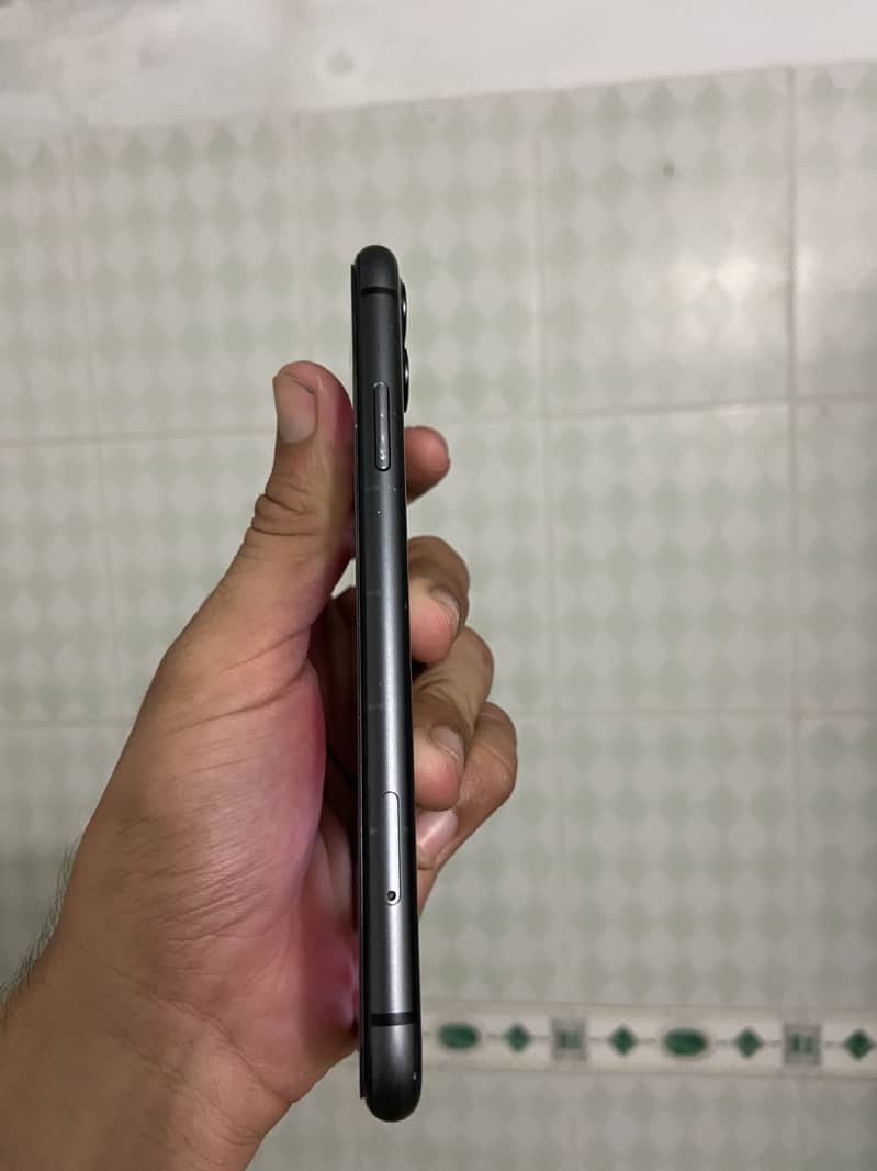 Apple iPhone 11 1