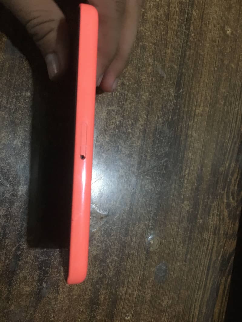 Apple iPhone 5c 4