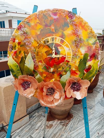 Resin wall clock