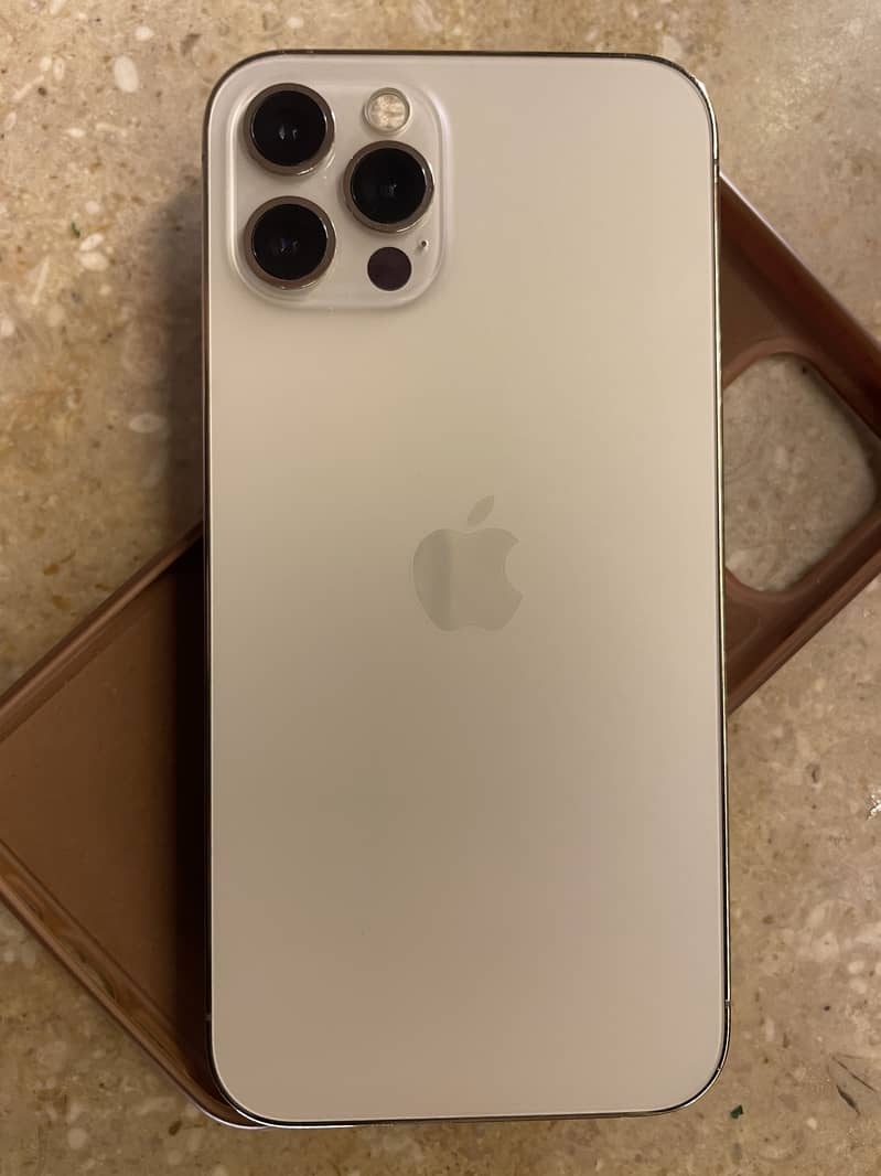 Apple iPhone 12 Pro 3