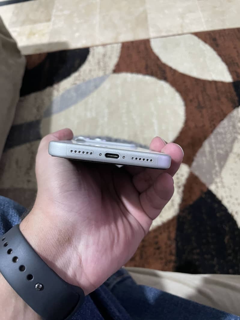 Apple iPhone 17 Pro Max 2